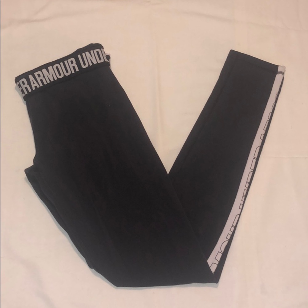 Under Armour women’s medium athletic leggings